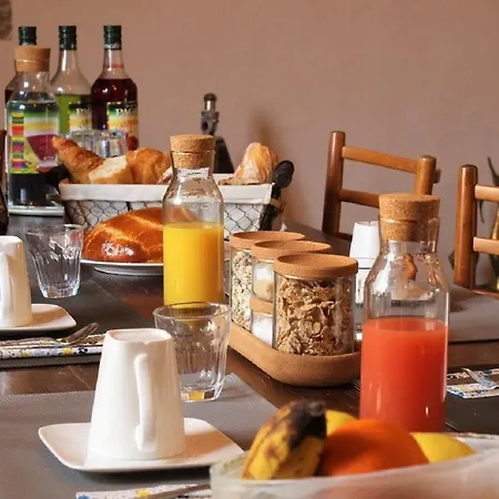Domaine De Bauzit Couette-café *