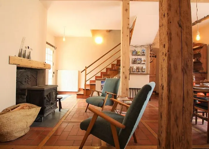 Domaine De Bauzit Otel *